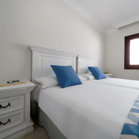 דירה With Direct Access In Playa Puerto Del Carmen